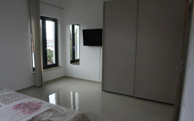 Penthouse No6