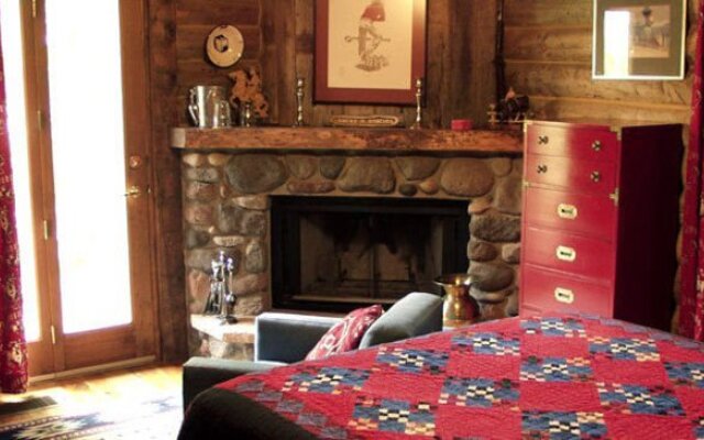 The Lodge at Red River Ranch