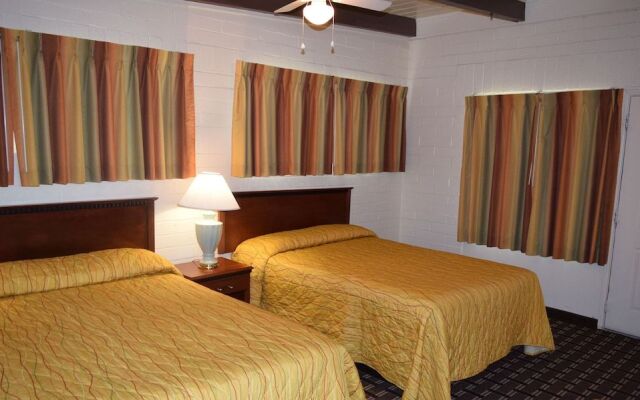 Stanlunds Inn And Suites