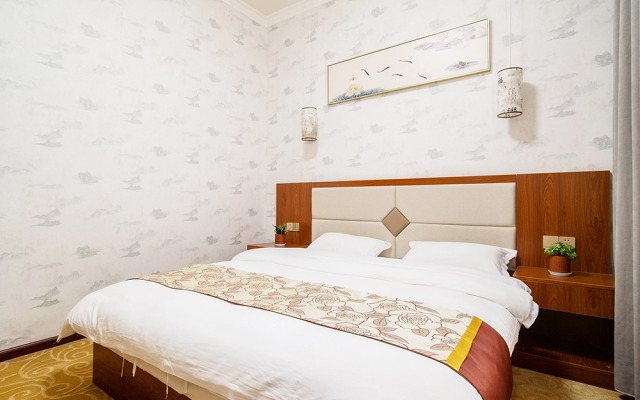 Puhua Hotel