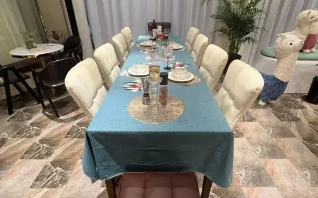 Foodie Guest House