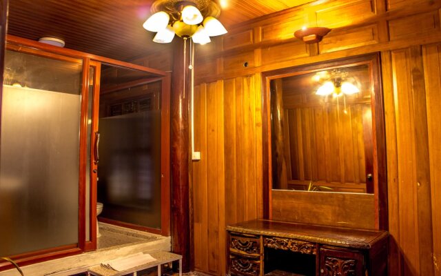 Palm House Boutique Resort