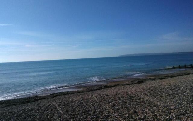 Inviting 3 Bedrooms Caravan gas Central Heating