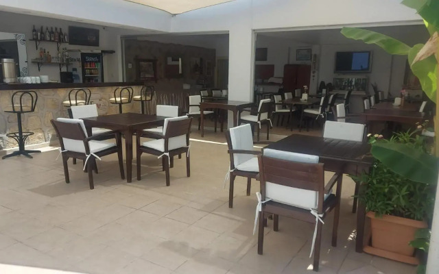 Canna Garden Hotel - Adults Only