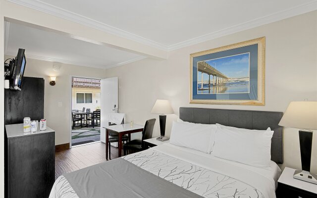 Ocean Beach Hotel
