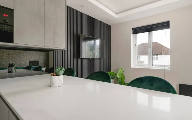 Skyvillion -1bed Cockfosters Near Alexandra Palace