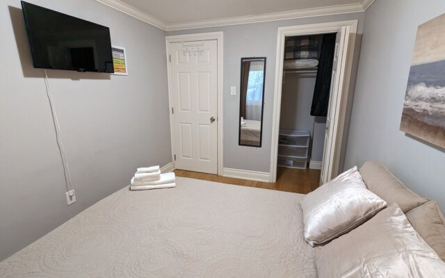 Beautiful bedroom in Mississauga