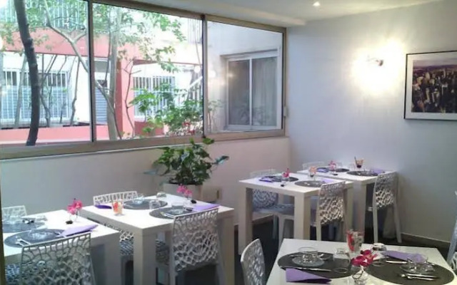 Le President Hotel