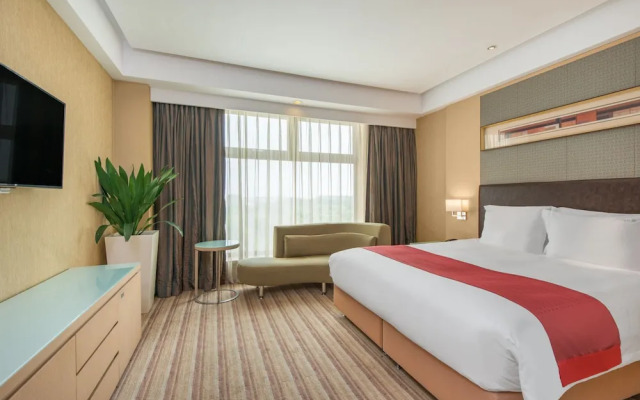 Qingdao  Parkview Holiday Hotel