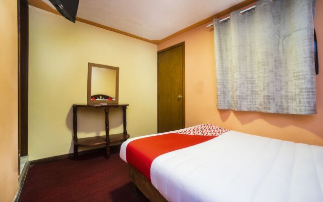 OYO Hotel Maxi Antony