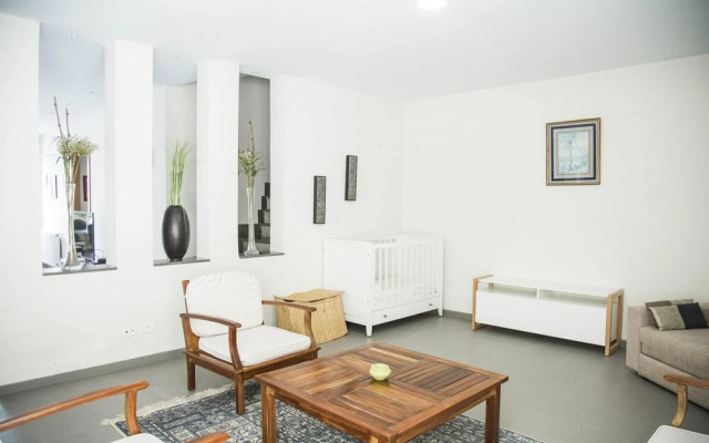 Tr s Charmante Maison aux Jardins de Carthage