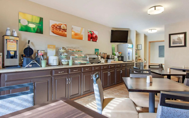 Quality Inn Hays I-70