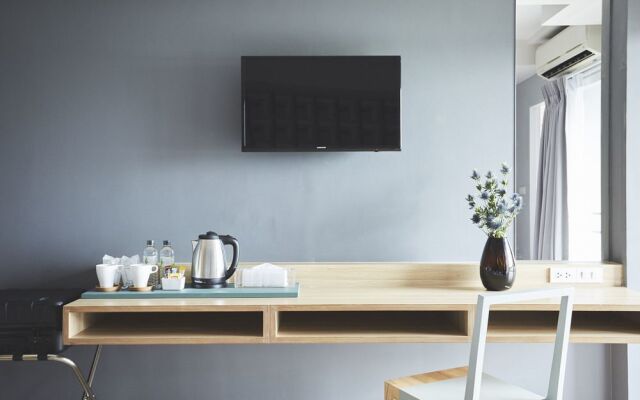 Siri Hotel And Residence Bearing