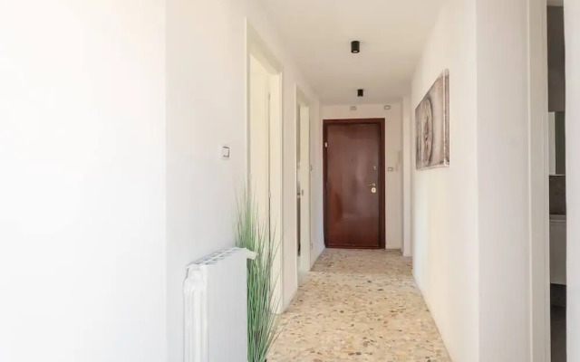 Luminous Family Apt With Balcony By St Peter'S