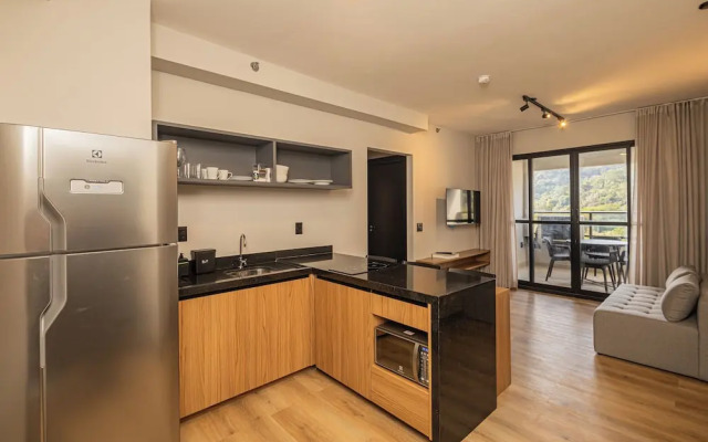 Sky Design Alphaville Housi by Anora