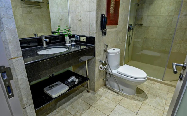 Business & Leisure Stay in Eastwood City