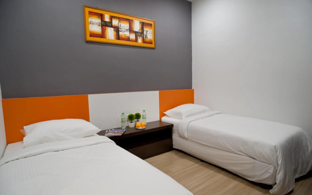 Big Orange Hotel – Guest Rooms – Sungai Petani