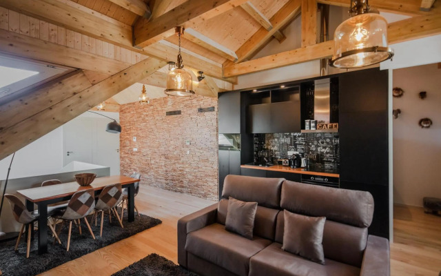 Porto Deluxe Apartments