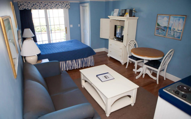 Beachside Village Resort