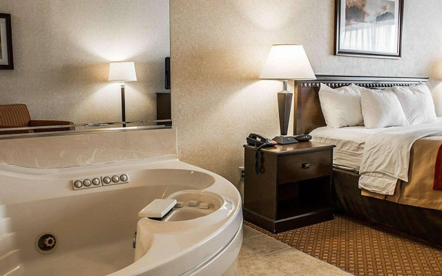 American Inn & Suites Waterford