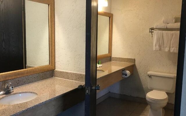 Channel Islands Inn