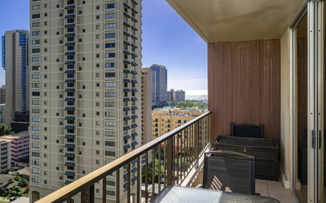 Oahu Royal Garden At Waikiki 2010 Condo