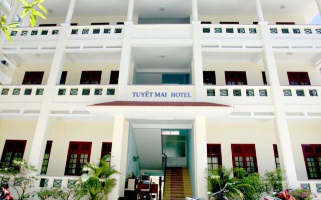 Tuyet Mai Hotel