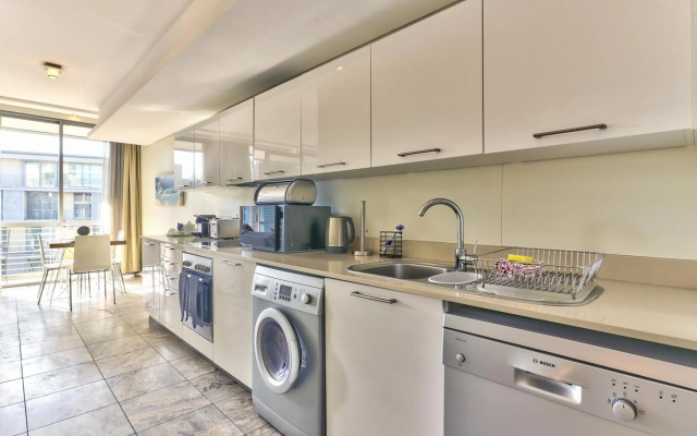 Harbour Bridge 1 Bedroom in Waterfront Precinct