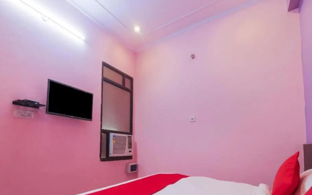 OYO Flagship 80515 Hotel Shivam Palace