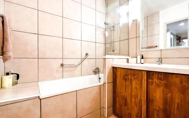 Large 2-Bedroom Apartment, Centre of Flaine Foret