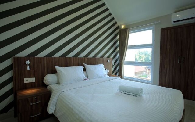 RedDoorz Near Canggu Club