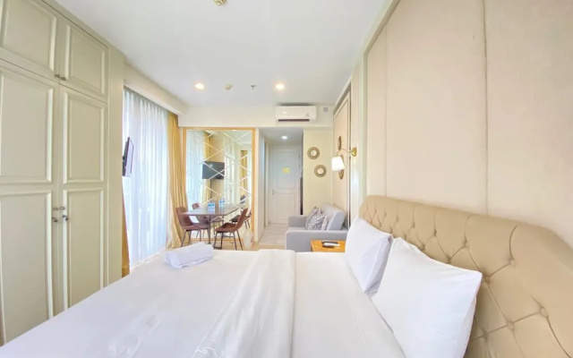 Modern Studio Room With Jacuzzi At Art Deco Apartment – Guest Rooms – Bandung