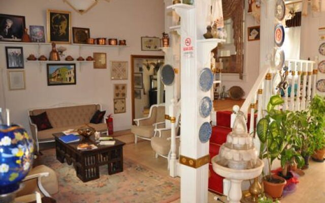 Esman Butik Hotel