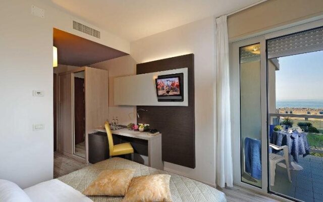 Majestic Beach Hotel & Wellness