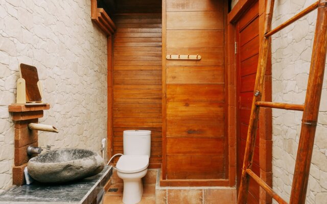 Camaradvipa Retreat Munduk