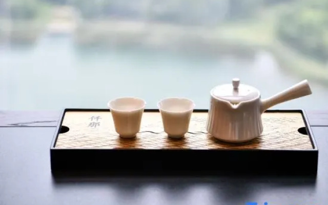 QIANNA HOTEL JOURNEY(Zhengzhou East Station Zhengdong MixC Mall)