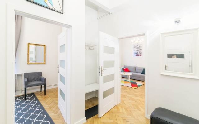 Grand Apartments