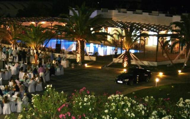 Anemomylos Bungalows