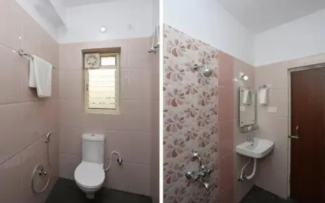 Oyo 14285 Corporate Classic