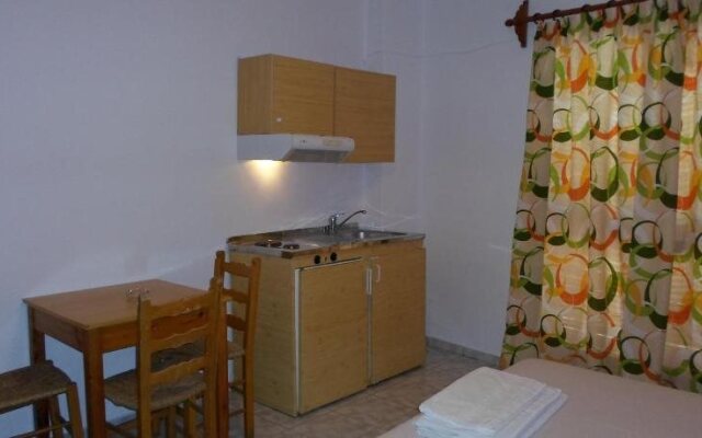 Mavroforos Hotel