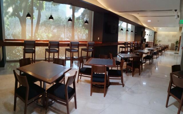 Holiday Inn Express Mexico Reforma by IHG