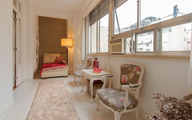 Amplo, exclusivo e Próximo ao Mar de Copacabana