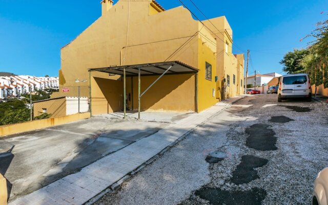 Modern Holiday Home in Benajarafe With Swimming Pool