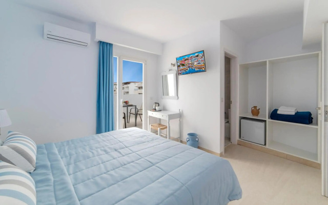 Naiades Marina Hotel
