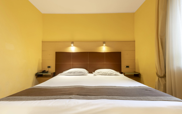 Hotel Master