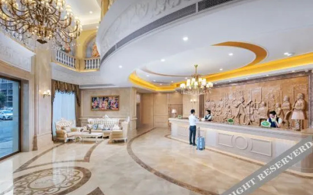 Vienna Hotel (Guangde Store)