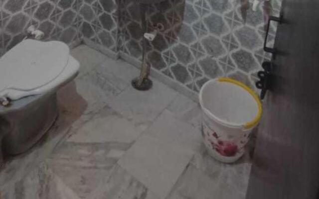 OYO 70049 Hotel Pearl Inn