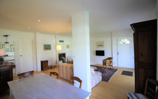 Villa Neobasque Pyla