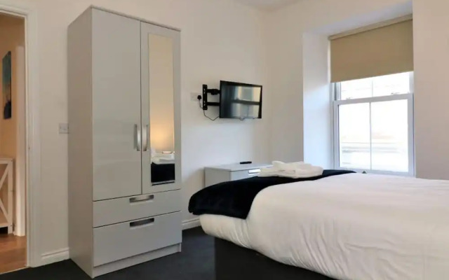 No 9 Bonnet Apartments - 3 Bed