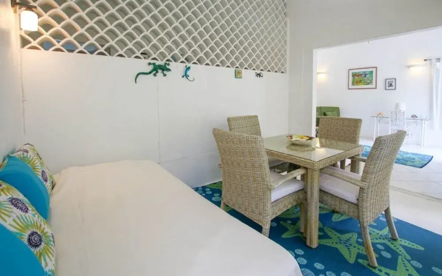 Winter Retreat 2 Bedroom Home by Bluescape